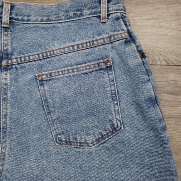 No Boundaries Frayed Hem High Rise Denim Shorts Blue Size 33 - Picture 7 of 8